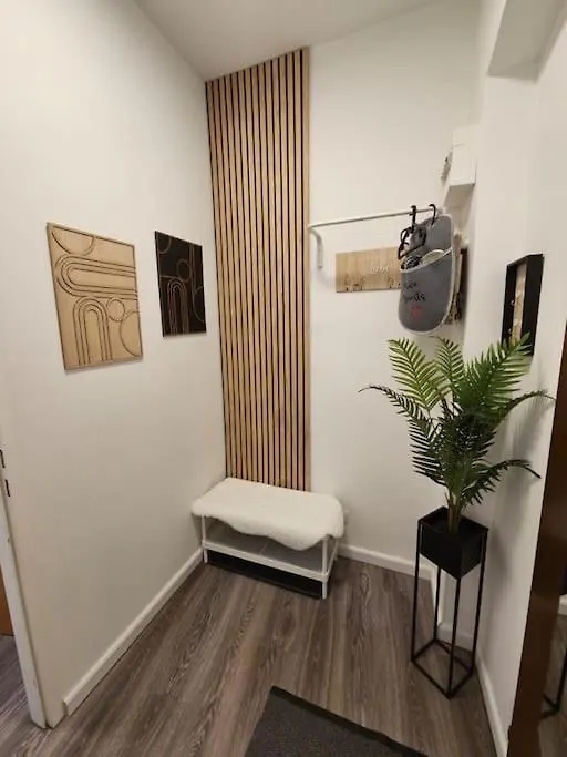 Affordable Suite In Vienna'S Hotpoint Vienna