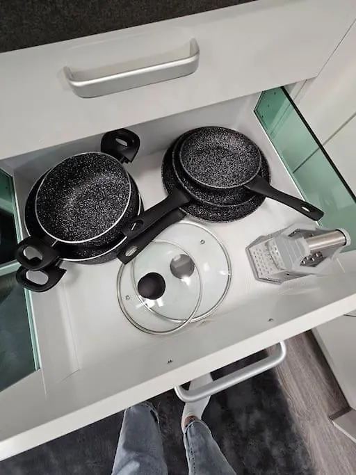 Affordable Suite In Vienna'S Hotpoint Apartment