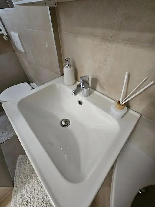 Affordable Suite In Vienna'S Hotpoint Austria